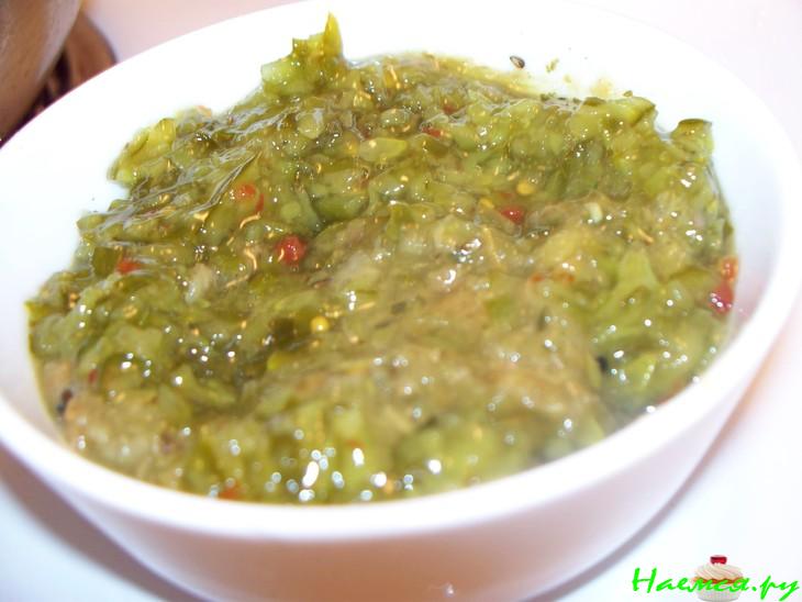 Куриные грудки под огуречным соусом