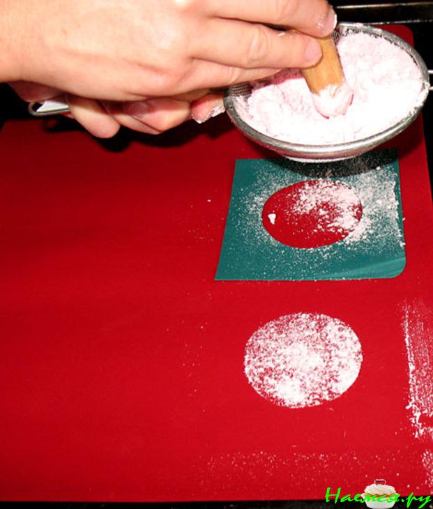 Черничные пирожные "Шербургские зонтики" Черничные пирожные "Шербургские зонтики"