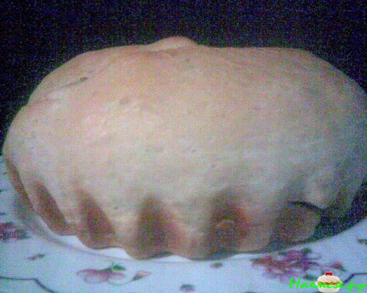 Постный пирог с халвой и орехами Постный пирог с халвой и орехами