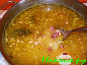 Суп из чечевицы с копчёностями