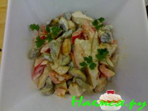 Салат из утиной грудки