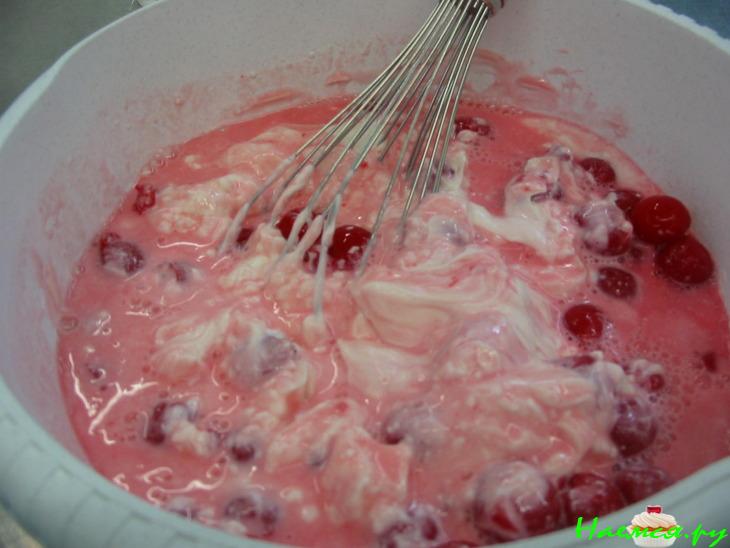 Маскарпоне-вишнёвый торт