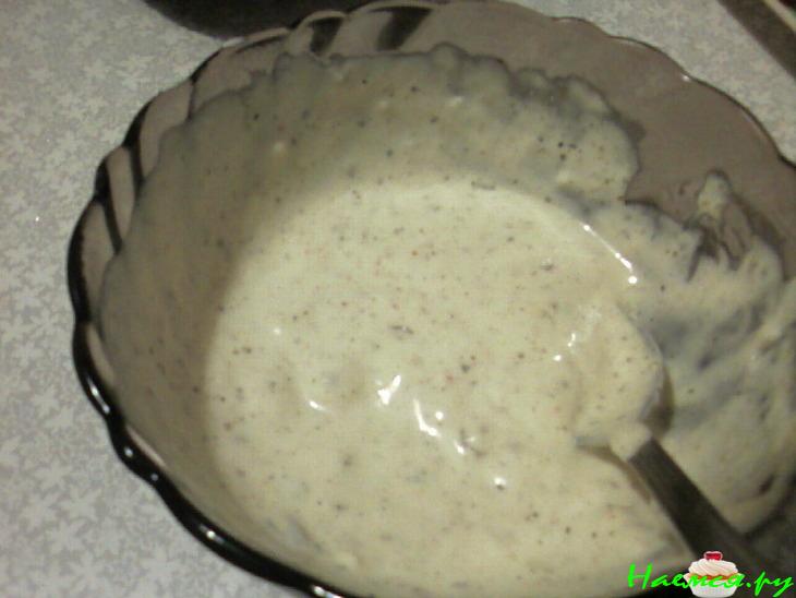 Филе белой рыбы под майонезно-чесночным соусом Филе белой рыбы под майонезно-чесночным соусом