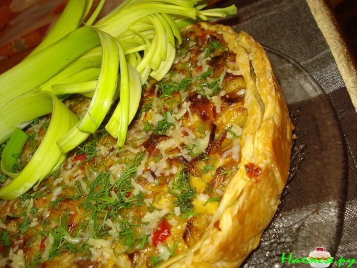 Прасопита /пирог с луком латук/