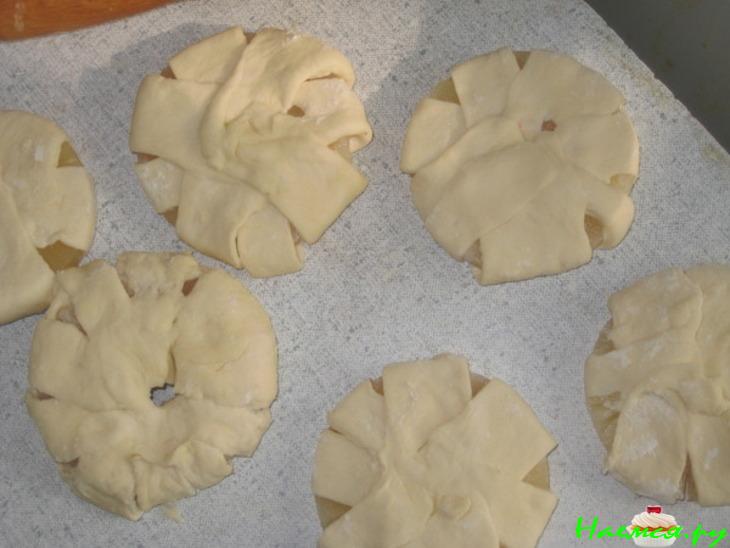 Пироженки с ананасом