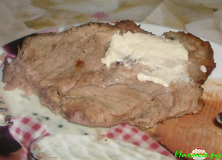 Запеченная свинина с травами