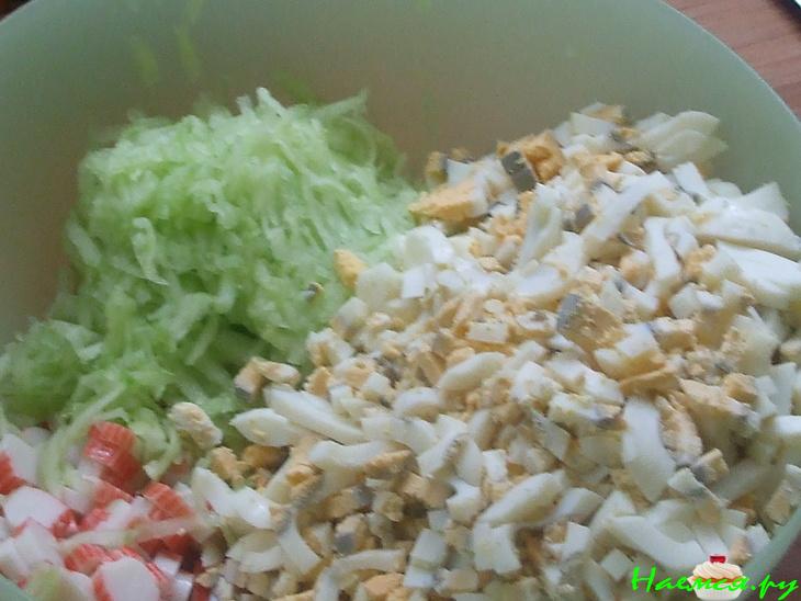 Салат с крабовыми палочками