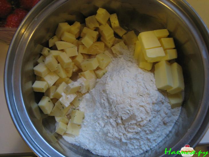 Пирог лёгкий с рыбкой