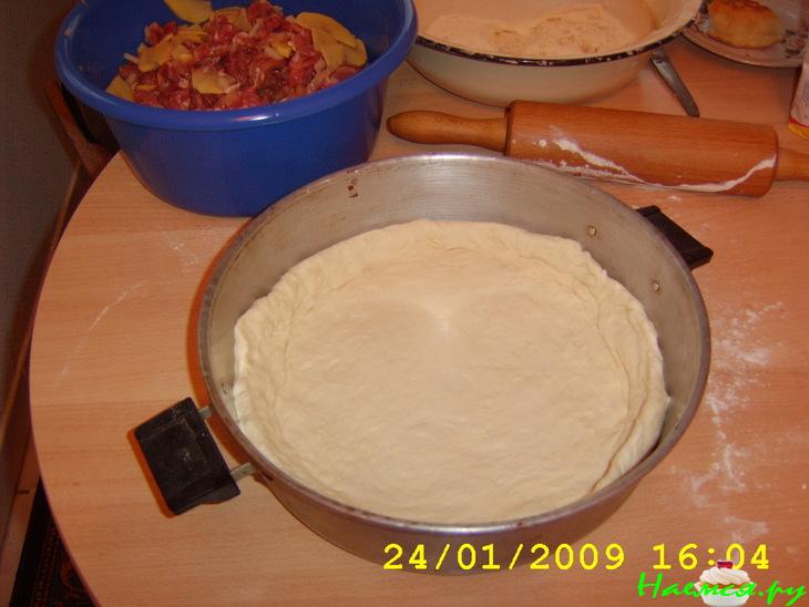 Пирог с мясом и картошкой