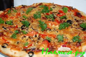 Пицца с охотничьими колбасками