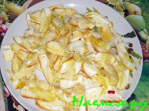 Салат из сырых кесаревых грибов Салат из сырых кесаревых грибов