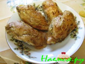 Куриное филе с орехами, курагой и сыром