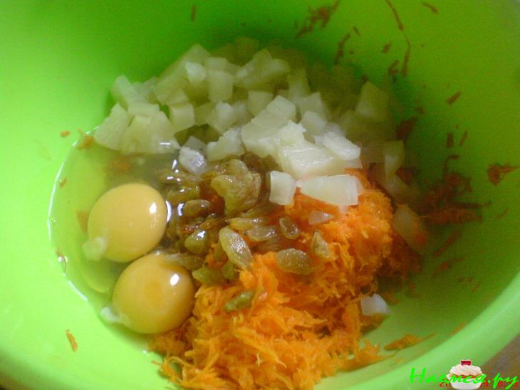 Тыквенный пирог с ананасом и изюмом