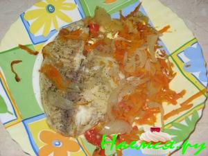 Морская курица с овощами в фольге