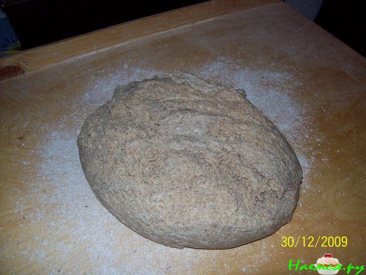 Хлеб пшенично-ржаной, с цельнозерновой ржаной мукой