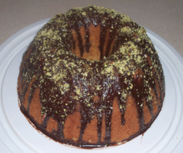 Кекс вишнёвый с амаретто и фисташками