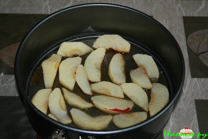 Кофейно-шоколадный пирог с яблоками Кофейно-шоколадный пирог с яблоками