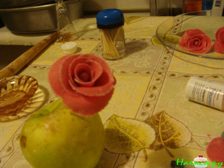 Торт с украшением из мастики (вариант)