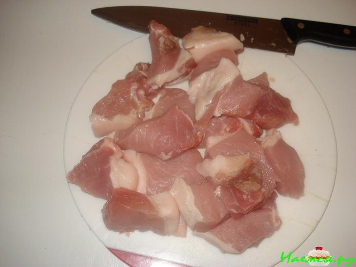 Свинина в красном соусе