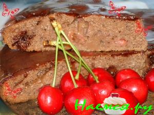 Медовый пирог с черешней