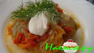 Голубцы с овощной подливкой Голубцы с овощной подливкой