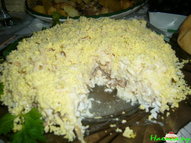 Салат "Хризантема" с сардиной