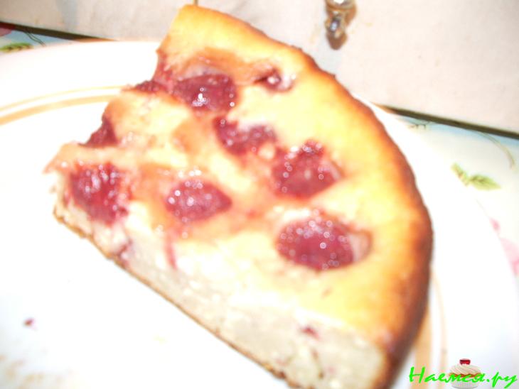 Творожный торт с клубникой