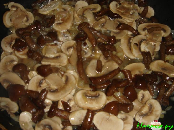 Сырно-грибной крем-суп