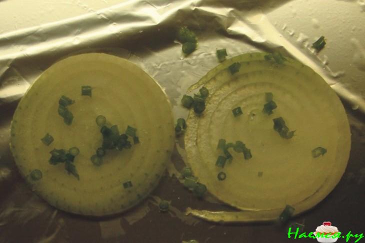 Запечённая в фольге лососина с креветками