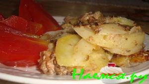 Картофель, запеченный с консервой