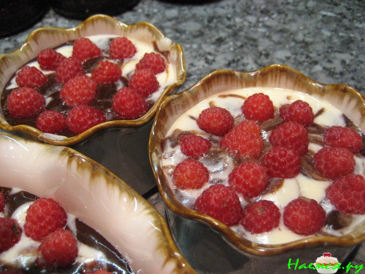 Брауни малиновые