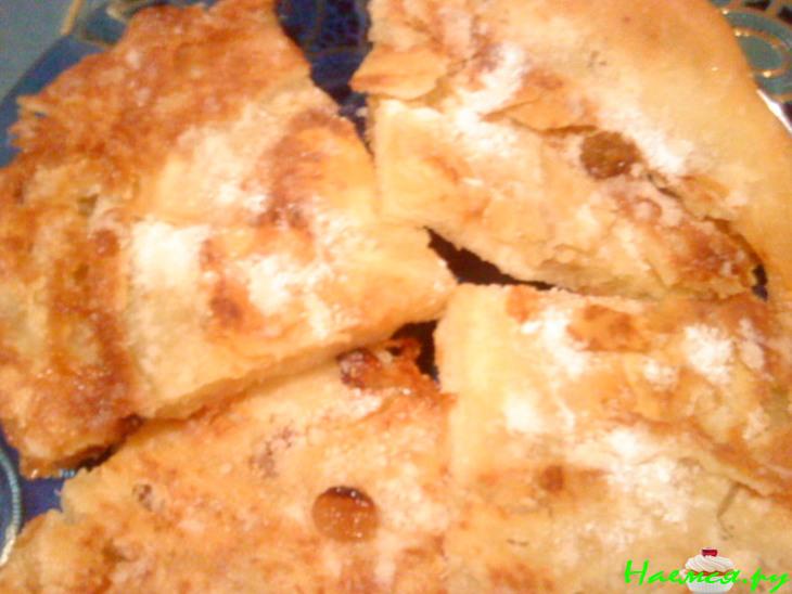 Сладкая лепешка с изюмом Сладкая лепешка с изюмом