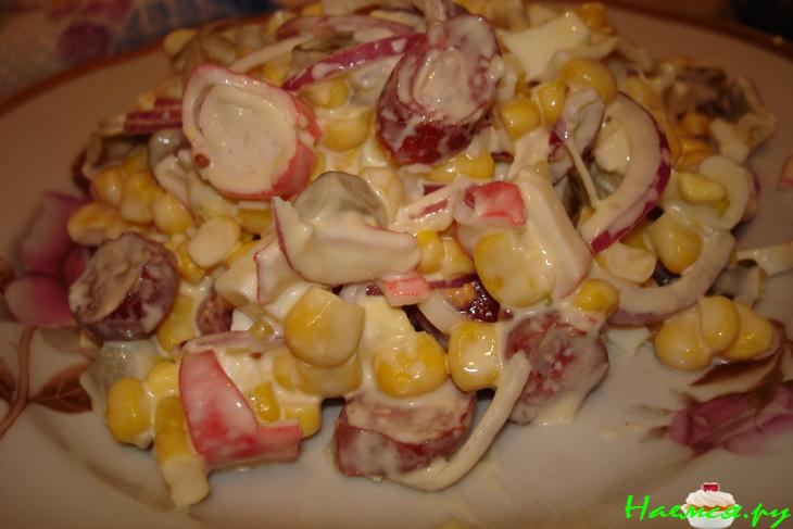 Радужный салатик с кукурузой Радужный салатик с кукурузой