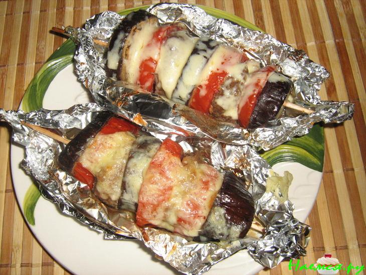 Баклажаны с мясным фаршем на шампуриках Баклажаны с мясным фаршем на шампуриках