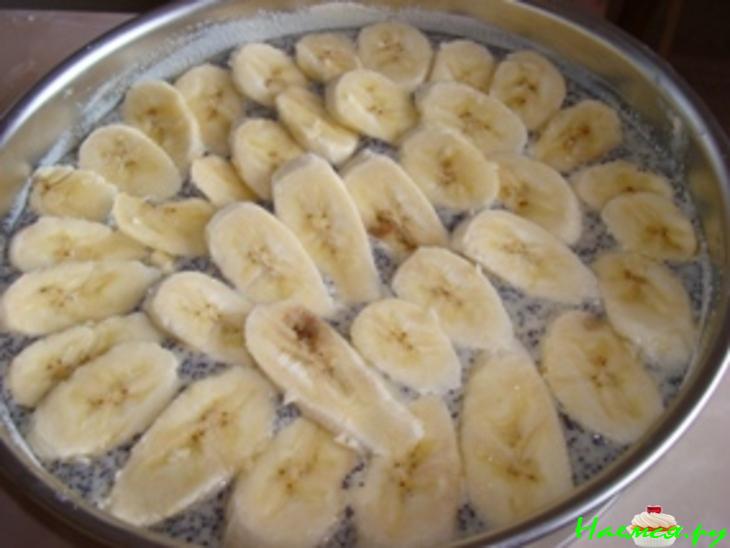 Маковый пирог с творожной крошкой