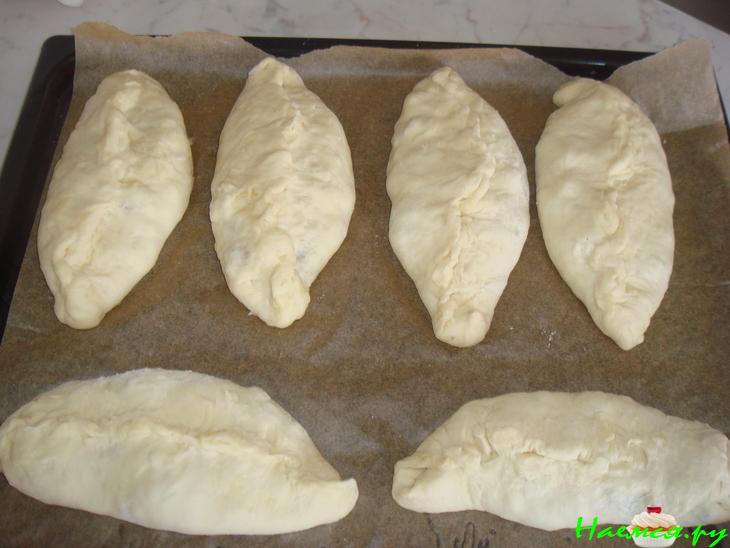 Пироги с мясом и капустой