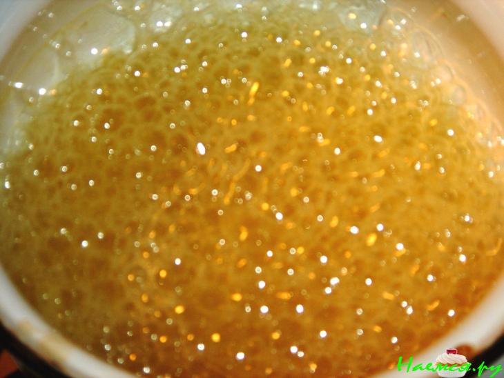 Мидии в шафрановом соусе