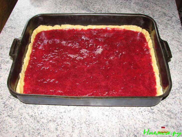 Пирог песочный с ягодами