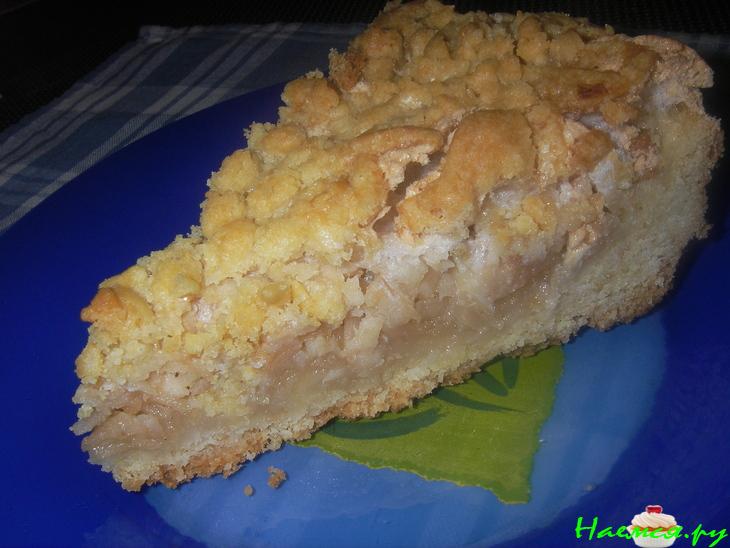 Песочный пирог с яблоками и лаймом