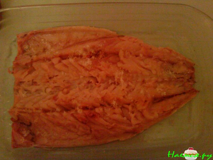 Скумбрия свежемороженая запечённая с грибами