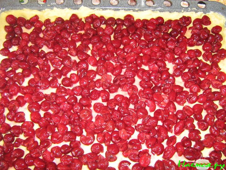 Вишневый пирог с ванилью