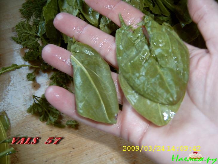 Зеленый борщ с телячьими хвостами