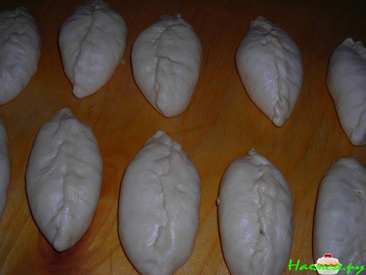 Жареные пирожки с картошкой и печёнкой Жареные пирожки с картошкой и печёнкой