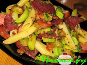 Паста с "колбасными обрезками" (вариант)