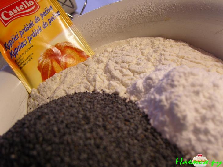 Маковый пирог с кремом