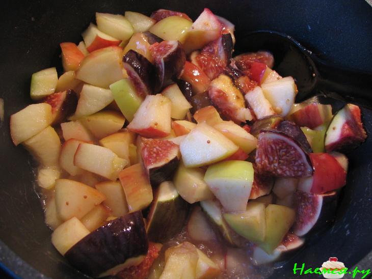 Пирог с инжиром и яблоками Пирог с инжиром и яблоками