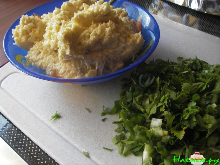 Фаршированная картошка со сметаной и зеленью