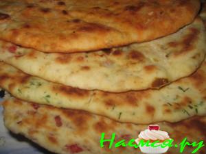 Индийский хлеб с разными начинками