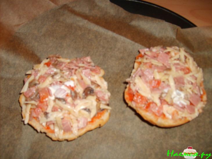 Горячие "пицца-бутерброды"