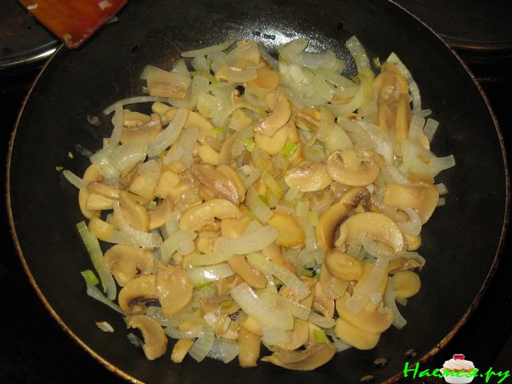 Салат нежный и сытный